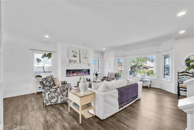 1915 LEEWARD, Newport Beach, CA 92660
