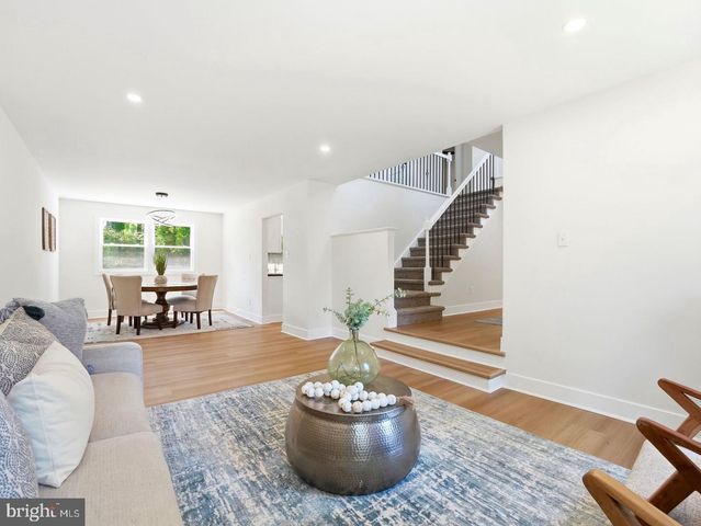 17 LYMAN AVE, Woodbury, NJ 08096