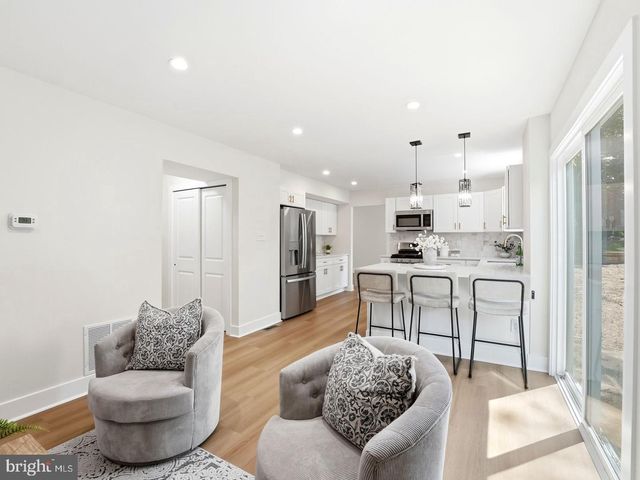 17 LYMAN AVE, Woodbury, NJ 08096
