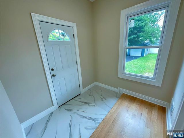 340 Watson Avenue, Lyndhurst, NJ 07071