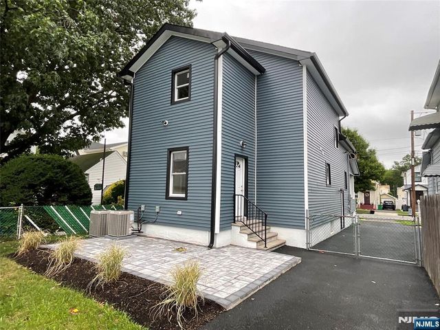 340 Watson Avenue, Lyndhurst, NJ 07071