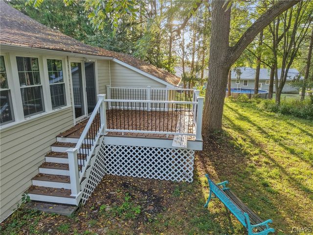 4942 West Seneca, Onondaga, NY 13215