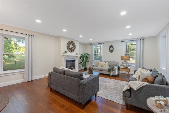 4942 West Seneca, Onondaga, NY 13215