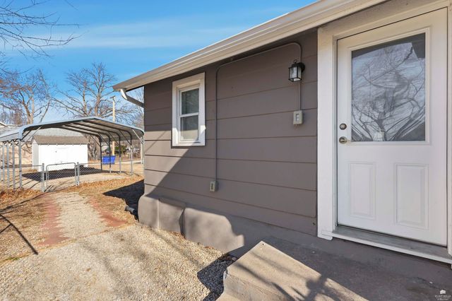 840 W 4th Street, Junction City, KS 66441