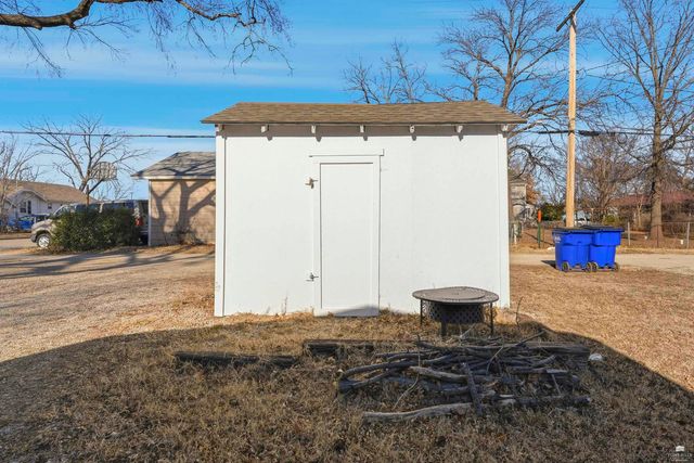 840 W 4th Street, Junction City, KS 66441