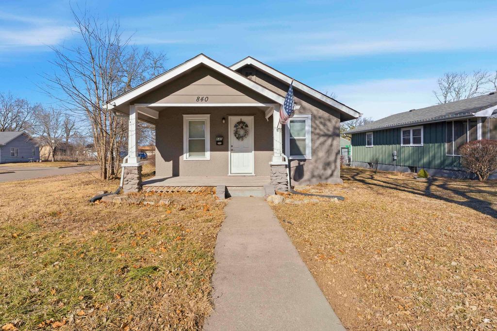 840 W 4th Street, Junction City, KS 66441