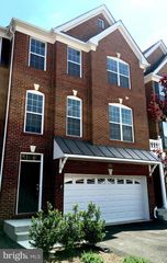 42850 EDGEGROVE HEIGHTS TER, Ashburn, VA 20148