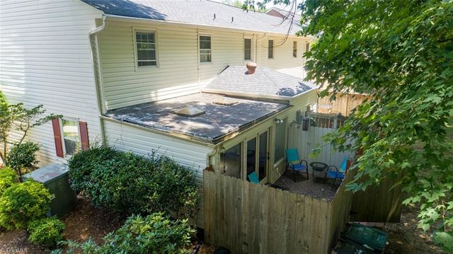 5007 Lawndale Drive F, Greensboro, NC 27455
