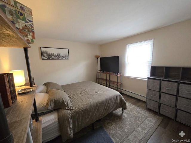 635 South Street 4, Highland, NY 12528