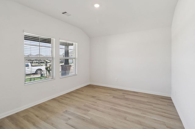 2018 Carriage Court, Seagoville, TX 75159