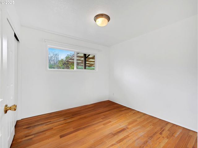 1530 Se 10TH St, Gresham, OR 97080