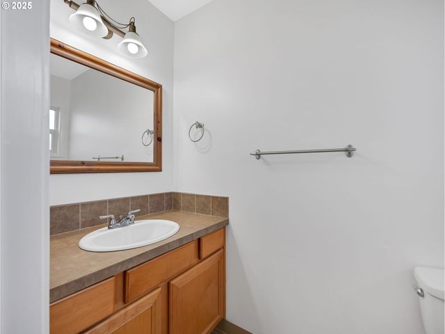 1530 Se 10TH St, Gresham, OR 97080