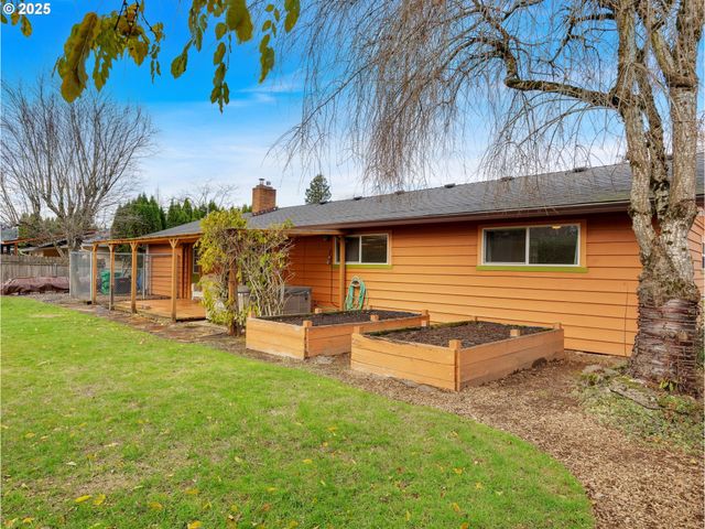 1530 Se 10TH St, Gresham, OR 97080