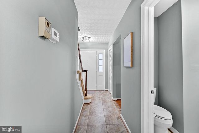 10207 OXFORDSHIRE RD, Great Falls, VA 22066