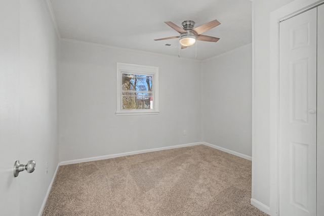 110 Green Meadow Dr, Gallatin, TN 37066