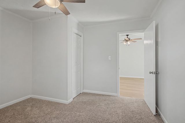 110 Green Meadow Dr, Gallatin, TN 37066