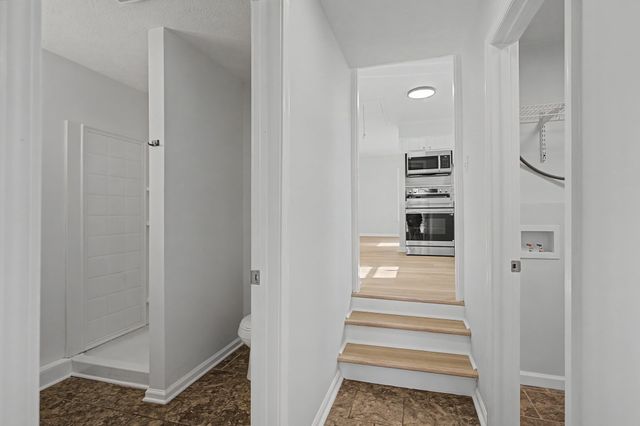 110 Green Meadow Dr, Gallatin, TN 37066