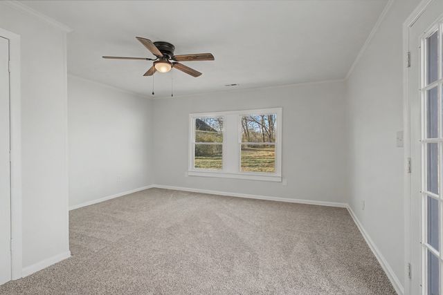 110 Green Meadow Dr, Gallatin, TN 37066