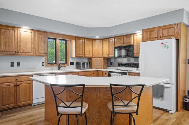 1120 11th AVENUE, Union Grove, WI 53182