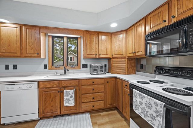 1120 11th AVENUE, Union Grove, WI 53182