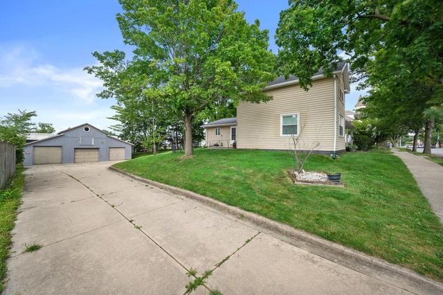 1120 11th AVENUE, Union Grove, WI 53182