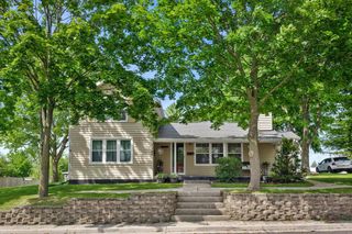 1120 11th AVENUE, Union Grove, WI 53182
