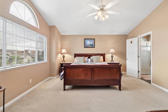 8824 Metalmark Ct, Elk Grove, CA 95624