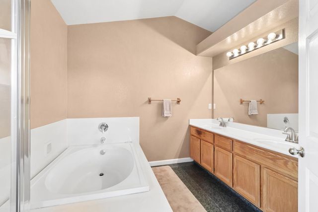 8824 Metalmark Ct, Elk Grove, CA 95624