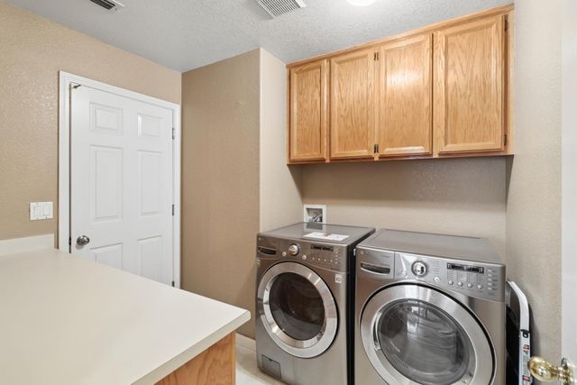 8824 Metalmark Ct, Elk Grove, CA 95624