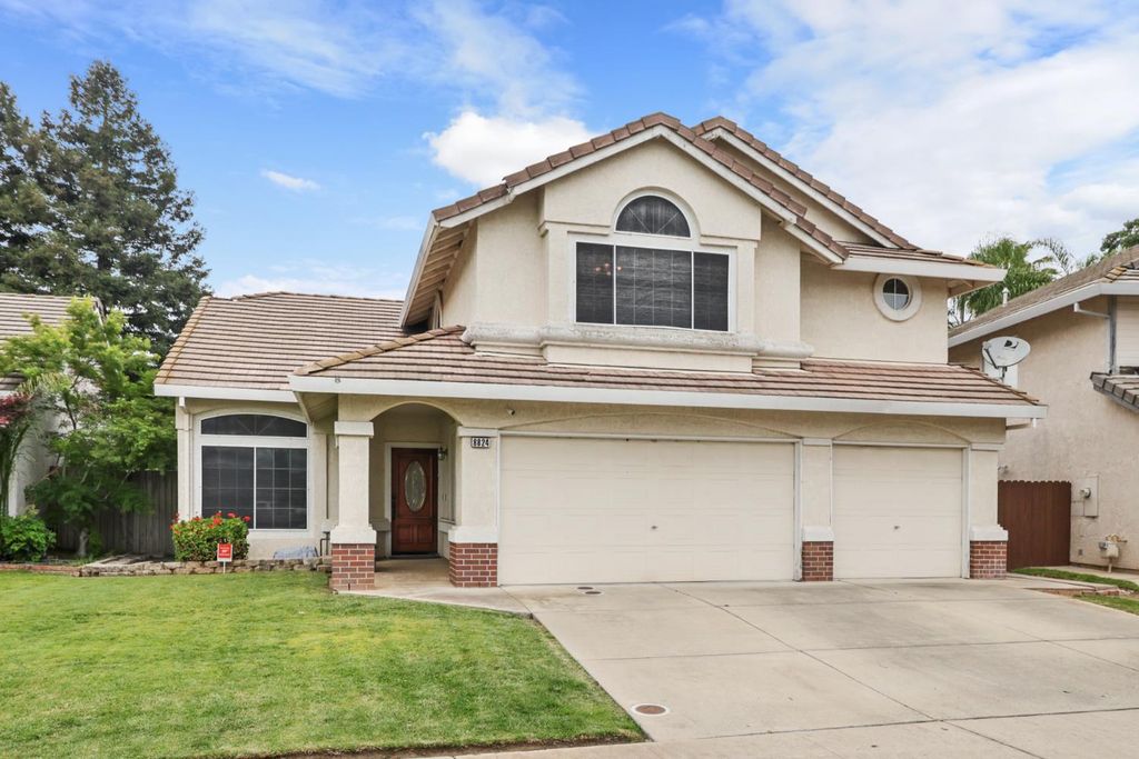 8824 Metalmark Ct, Elk Grove, CA 95624