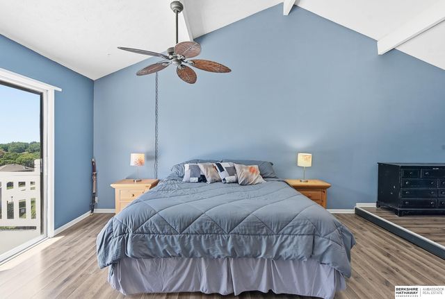 732 S 153rd Circle, Omaha, NE 68154