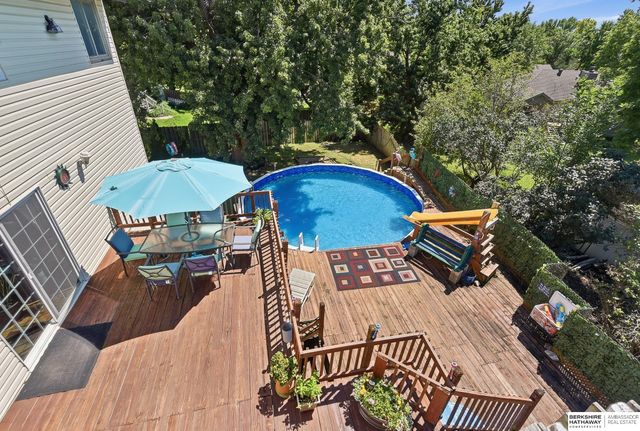 732 S 153rd Circle, Omaha, NE 68154