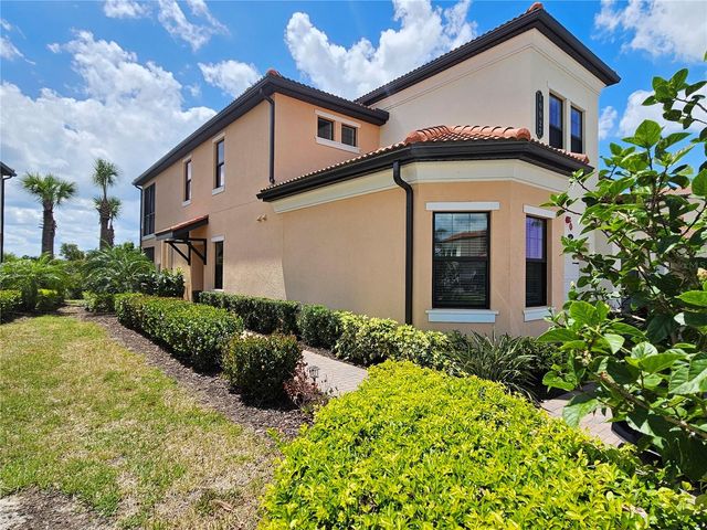 10027 CROOKED CREEK DRIVE 101, Venice, FL 34293