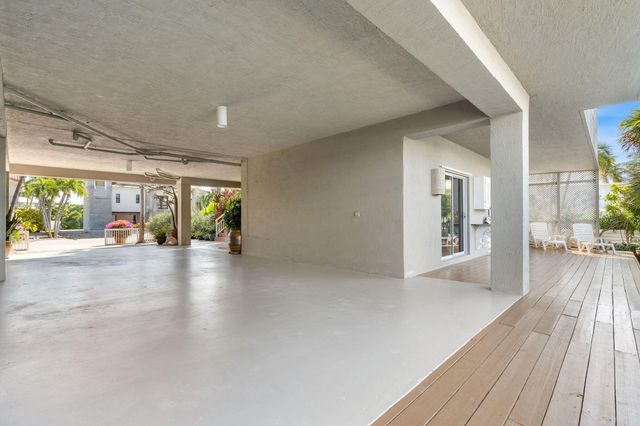 113 Villa Bella Drive, Plantation Key, FL 33036