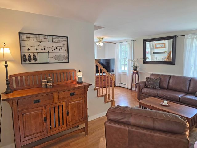383 South Wardsboro Road, Newfane, VT 05345