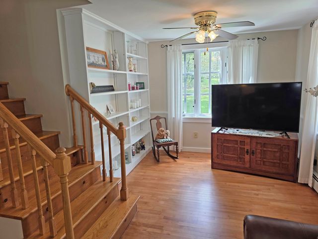383 South Wardsboro Road, Newfane, VT 05345