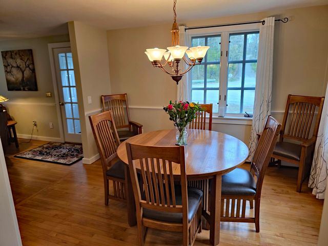 383 South Wardsboro Road, Newfane, VT 05345