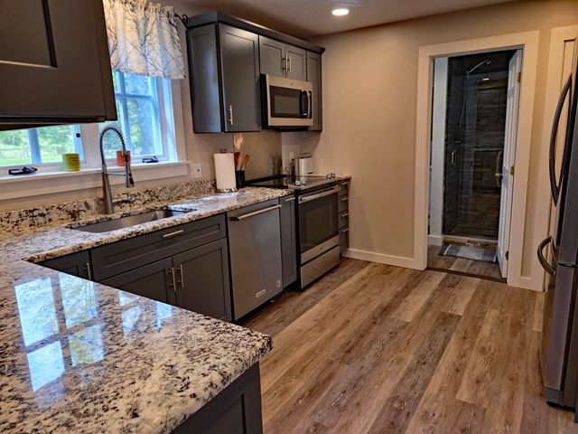 383 South Wardsboro Road, Newfane, VT 05345