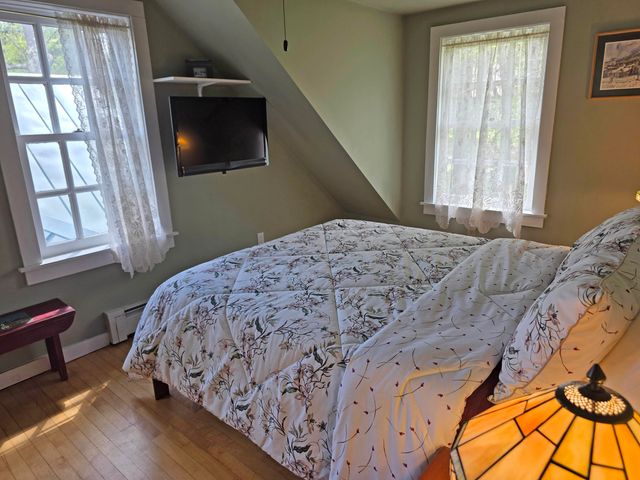 383 South Wardsboro Road, Newfane, VT 05345