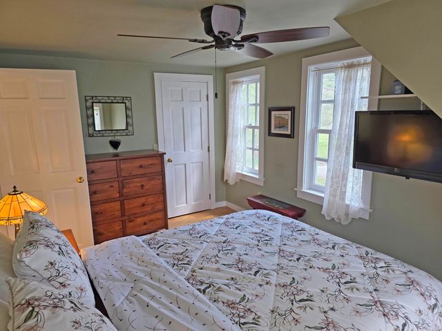 383 South Wardsboro Road, Newfane, VT 05345