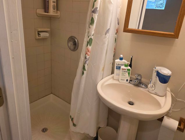 383 South Wardsboro Road, Newfane, VT 05345