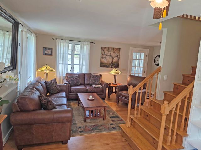 383 South Wardsboro Road, Newfane, VT 05345