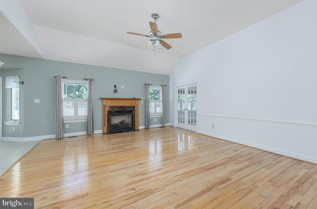 102 KARENLYNN DR, Franklinville, NJ 08322