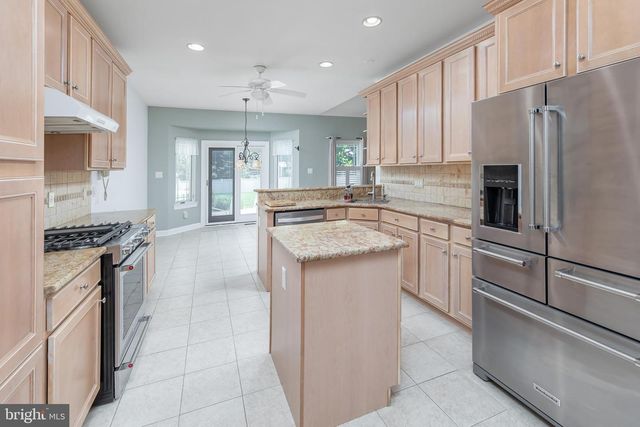102 KARENLYNN DR, Franklinville, NJ 08322