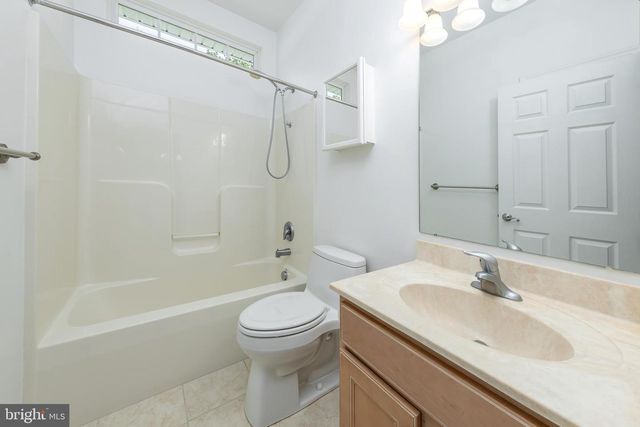 102 KARENLYNN DR, Franklinville, NJ 08322