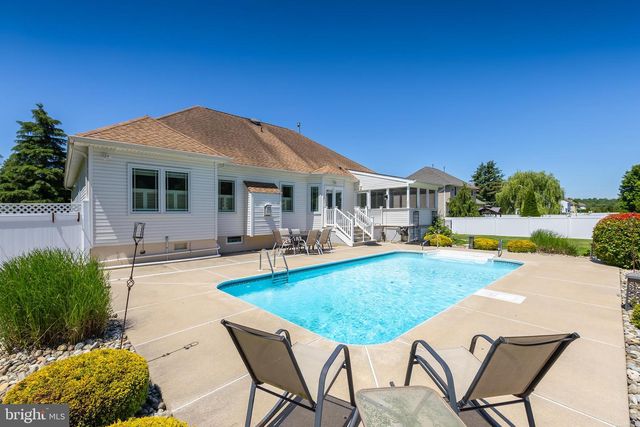 102 KARENLYNN DR, Franklinville, NJ 08322