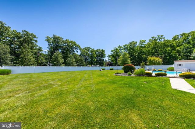 102 KARENLYNN DR, Franklinville, NJ 08322
