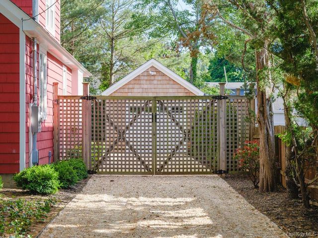 175 AKA 611 Maple Street, Greenport, NY 11944