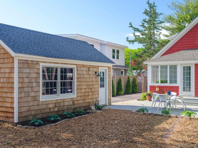 175 AKA 611 Maple Street, Greenport, NY 11944