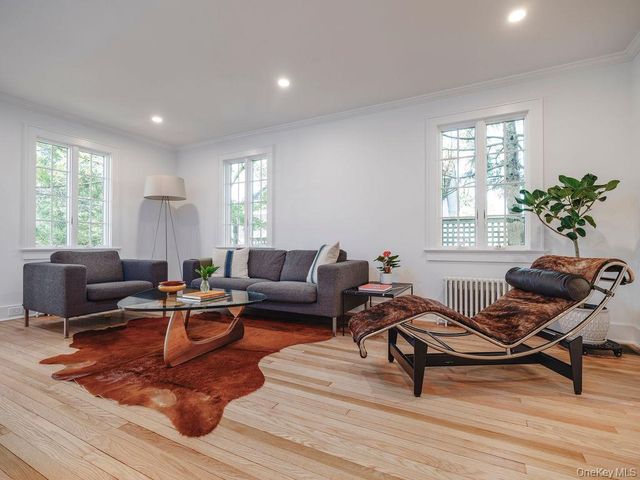 175 AKA 611 Maple Street, Greenport, NY 11944
